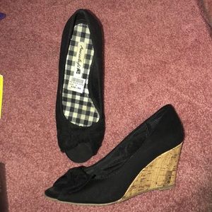 American Eagle wedges